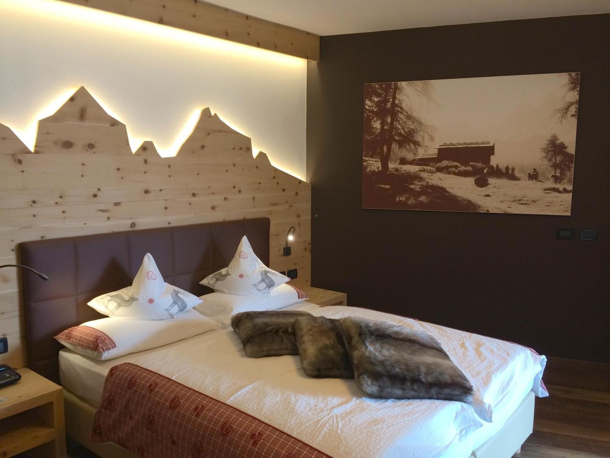 Nature Wellness Hotel Renato Vigo di Fassa Room photo