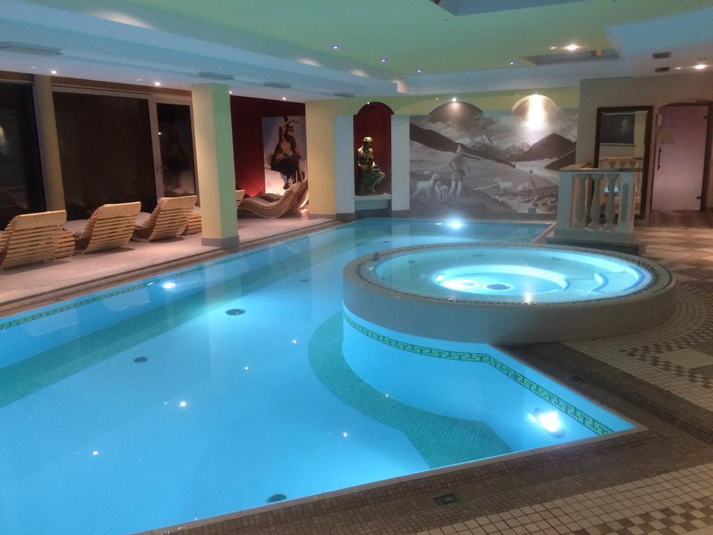 Nature Wellness Hotel Renato Vigo di Fassa Exterior photo